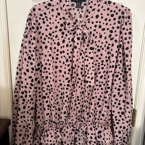 Forever 21 Pink and Black Spot Print Tie-Neck Blouse size 2X.